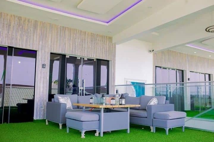 1-bedroom-balcony-shortlet