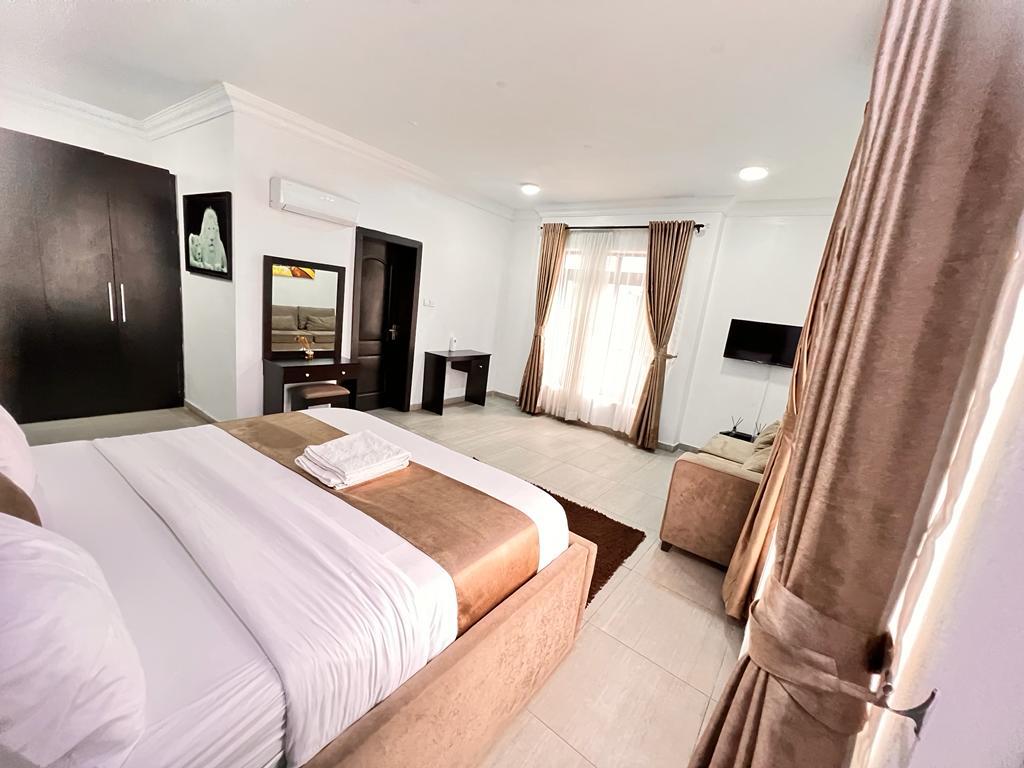 5-bedroom-shortlet-Victoria-Island-4