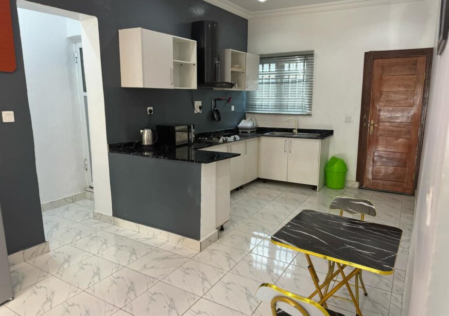 kitchen-area-shortlet